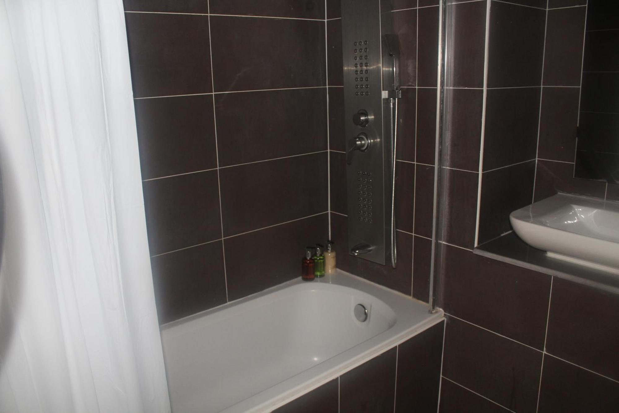 Flat 405 One Bedroom Apartment Birmingham Eksteriør billede